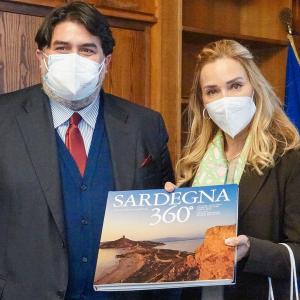 il presidente Christian Solinas con l'ambasciatrice Monika Schmutz Kirgoz