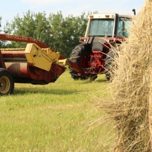 mezzi agricoli all'opera