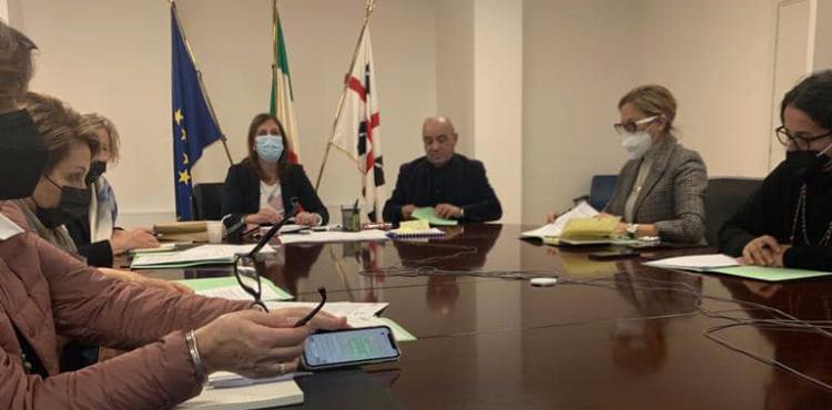 la firma dell'accordo Regione-Aidda