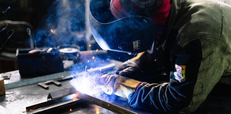 Lavoratore industria metallurgica